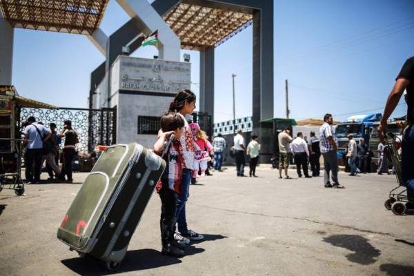 الداخلية بغزة تصدر تنويهاً مهماً بشأن سفر الأطفال عبر معبر رفح - سما الإخبارية