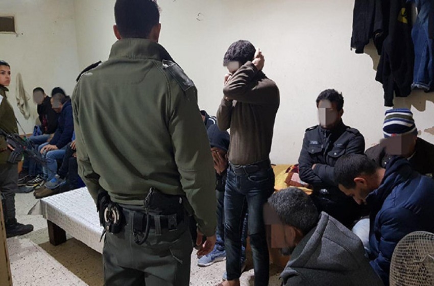 غالبيتهم من غزة.. شرطة الإحتلال تعتقل 22 عاملا فلسطينيا - سما الإخبارية