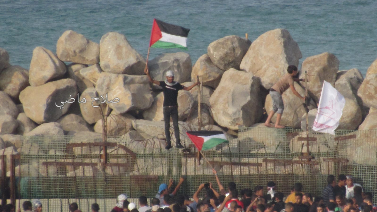 e7956809-0cff-46b0-b3dd-f3ea0859d45b