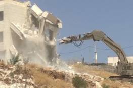 السلطات الإسرائيلية تهدم منزلا في الطيرة بأراضي عام الـ48