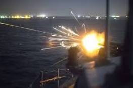 زوارق الاحتلال تطلق النار باتجاه مراكب الصيادين في بحرغزة