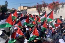 "القدس خط أحمر": المئات في مسيرة الأعلام الفلسطينية بأم الفحم
