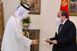 أمير قطر يدعو السيسي لزيارة الدوحة