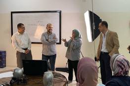 فلسطينيات وجامعة القدس المفتوحة تعقدان يومًا تدريبيًا حول إنتاج القصة عبر الموبايل