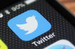 "تويتر" تتخذ خطوة صارمة تجاه "المزاعم الكاذبة" عن لقاح كورونا