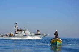 زوارق الاحتلال تستهدف الصيادين جنوب قطاع غزة