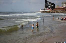 بلدية غزة تصدر تنويهًا هامًا بشأن الأعشاب التي تملأ مياه البحر