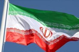إيران تزيح الستار عن منظومة جديدة للدفاع الجوي بعيدة المدى