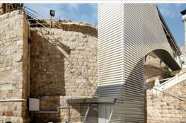 بلدية الخليل تنجح في تجميد بناء مصعد للمستوطنين في الإبراهيمي