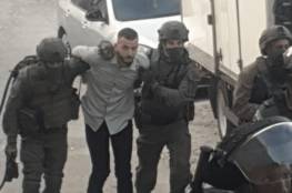 قوات الاحتلال تعتقل اسيراً محرراً خلال حفل خطبته