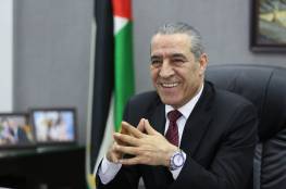 تمهيداً لاعلان تأجيل الانتخابات.. صحفي إسرائيلي يكشف سبب توجه حسين الشيخ لقطر