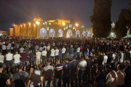 نحو 70 ألف مصل يؤدون العشاء والتراويح في رحاب المسجد الأقصى