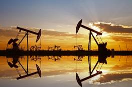 النفط يسجل أكبر تراجع أسبوعي منذ نوفمبر