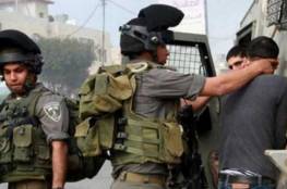 الاحتلال يعتقل شاباً في الخليل بحجة تنفيذ عملية طعن