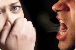 10 أسباب لظهور رائحة الفم الكريهة