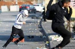 إصابة صحفي بالرصاص المعدني وحالات اختناق بمواجهات مع الاحتلال في بيتا