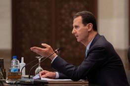 بلومبيرغ: حلفاء أمريكا يتقاربون مع الأسد وبايدن لا يتحرك