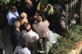 5 إصابات خلال اقتحام الاحتلال مبنى محافظة القدس