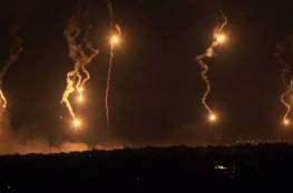 جيش الاحتلال يُطلق قنابل إضاءة شمال القطاع بزعم رصد محاولة تسلل