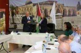 معايعة والشوا يوقعان عقد الإعارة لإنشاء المتحف الفلسطيني للنقد