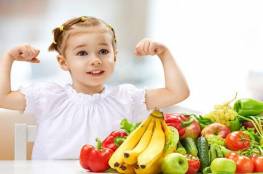 أطعمة صيفية مهمة لصحة طفلك وترطيب جسمه