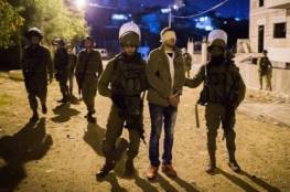 قوات الاحتلال تعتقل شابين جنوب أريحا
