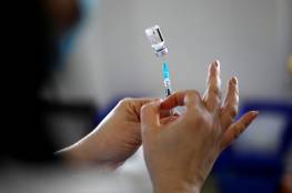 الصحة الفلسطينية: دفعة من اللقاحات ستصل قريبا و١٠٠ الف سجلوا لاخذه