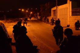 اعتقال ثمانية مواطنين من الضفة ومصادرة سلاح بالخليل
