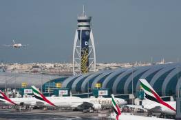 رجل في مطار دبي يصرخ "فلسطين حرة" أمام مسافرين إسرائيليين ويثير ضجة 