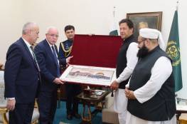المالكي يسلم رسالة من الرئيس إلى رئيس الوزراء الباكستاني