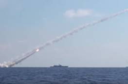 شاهد : الأسطول الروسي يقصف "داعش" في سوريا بصواريخ "كاليبر"