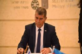 أشكنازي يرحب بعزم أذربيجان فتح مكتبين للسياحة والتجارة في إسرائيل
