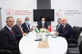 وزير المواصلات يلتقي نظيره التركي في إسطنبول