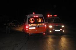 الخليل: مركبة مجهولة تلقي بجثة شاب امام مستشفى يطا