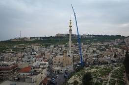 الاف الفلسطينيين يحتفلون بتدشين أطول مئذنة في القدس المحتلة 