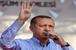أردوغان يفقد الوعي أثناء صلاة العيد
