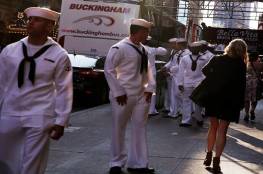ضباط البحرية الأمريكية باعوا الأسرار مقابل أمسيات جنسية