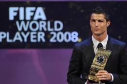 رونالدو يفوز بالكرة الذهبية لأفضل لاعب في العالم