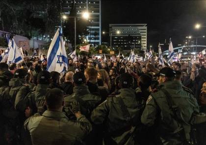  آلاف الإسرائيليين يطالبون بإبرام صفقة تبادل وإقالة الحكومة