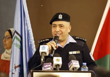 الشرطة  توقف عدد من الاشخاص لتجمعهم دون موافقة في رام الله