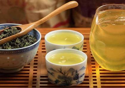 دراسة: شرب كوبين من شاي صيني يوميا قد يساعد على حرق الدهون أثناء النوم