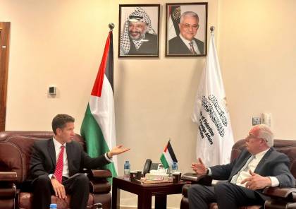 المالكي يطلع مسؤولا بريطانيا على آخر المستجدات الفلسطينية