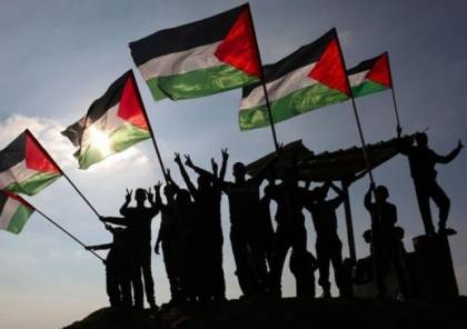 أهالي عزبة الطبيب يتصدون لمستوطنين حاولوا إزالة علم فلسطين