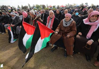 صور: وقفة تضامنية مع أهالي النقب في غزة