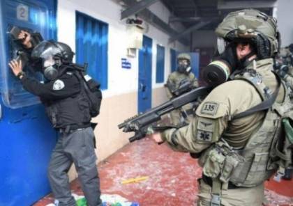 "وحدة المتسادا" تقتحم قسم 27 في سجن النقب