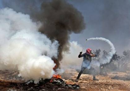 إصابات بالاختناق جراء استهداف الاحتلال للمواطنين في حوارة جنوب نابلس