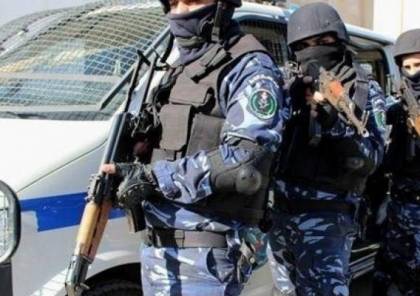 القبض على 3 أشخاص ألقوا زجاجات حارقة على مقر شرطة مخيم عقبة جبر