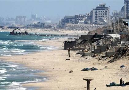 فيديو: استمرار بناء رصيف أمريكي عائم في غزة بمساحة 281 دونما