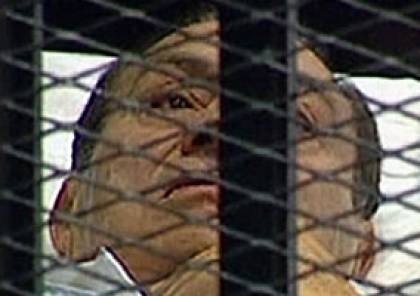 بعد نجاح المرحلة الأولى من الانتخابات ... مبارك يطلب من زوجته  تجهيز قبره من ماله الخاص