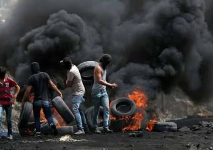 قوات الاحتلال تطلق النار وقنابل الغاز تجاه الشبان المتظاهرين شرقي غزة